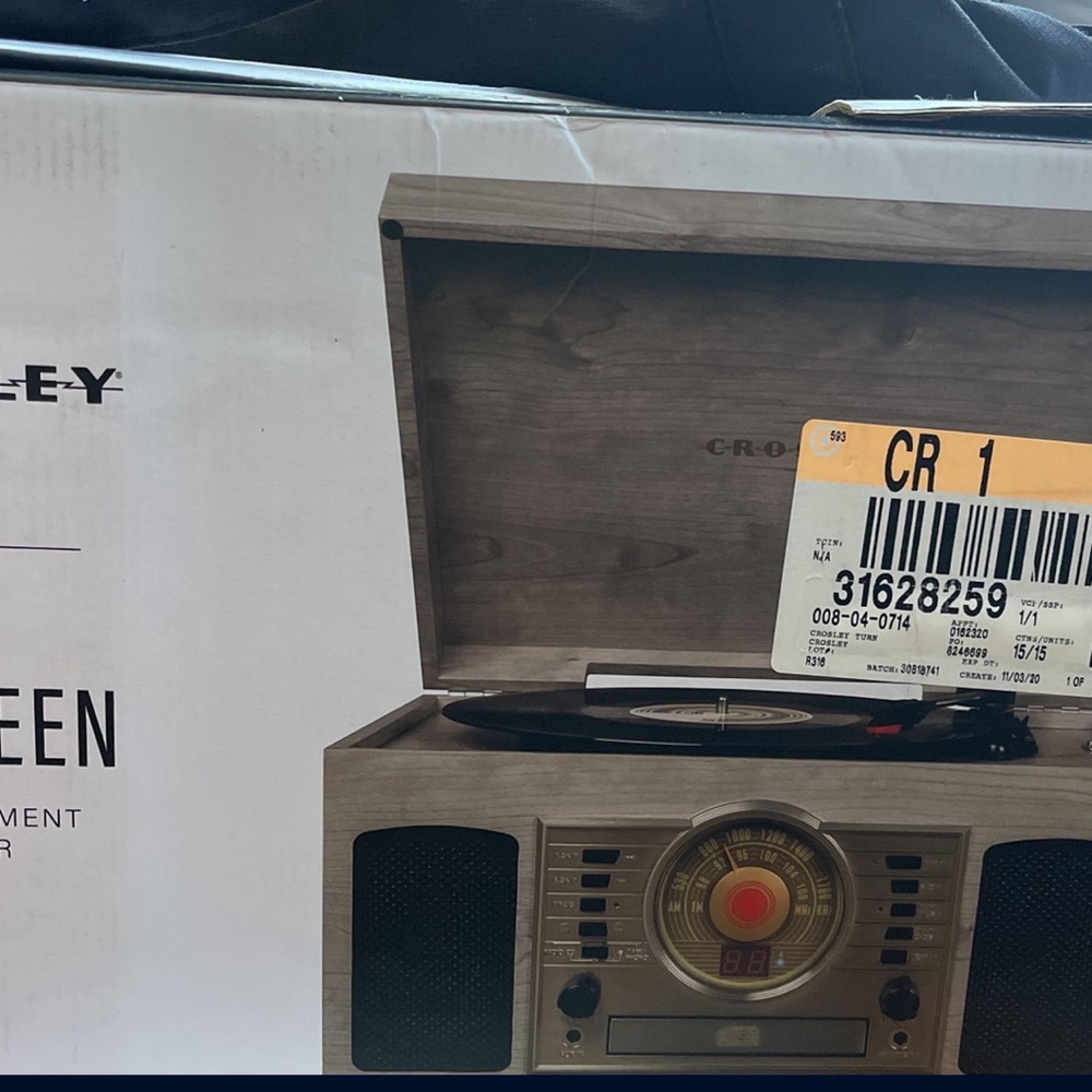 Crosley McQueen Record Player (opened, but never been used)